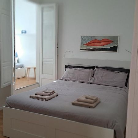 Appartamento Casa In Centro Con Terrazzo Bari Esterno foto
