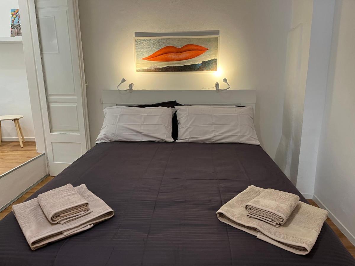 Appartamento Casa In Centro Con Terrazzo Bari Esterno foto