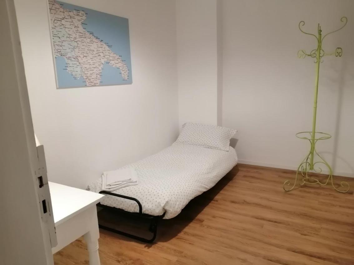 Appartamento Casa In Centro Con Terrazzo Bari Esterno foto